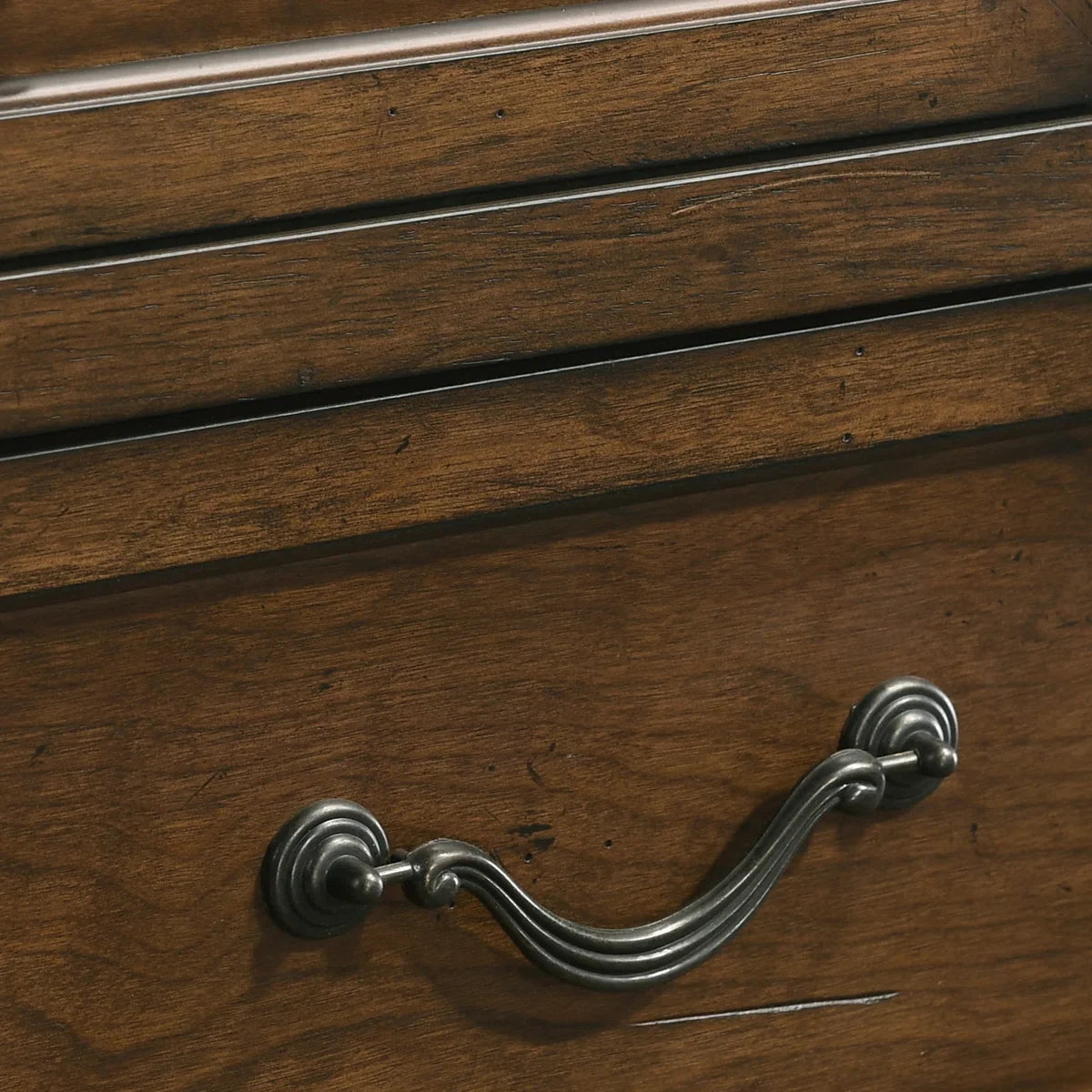 Ailan 5 - Drawer Chest