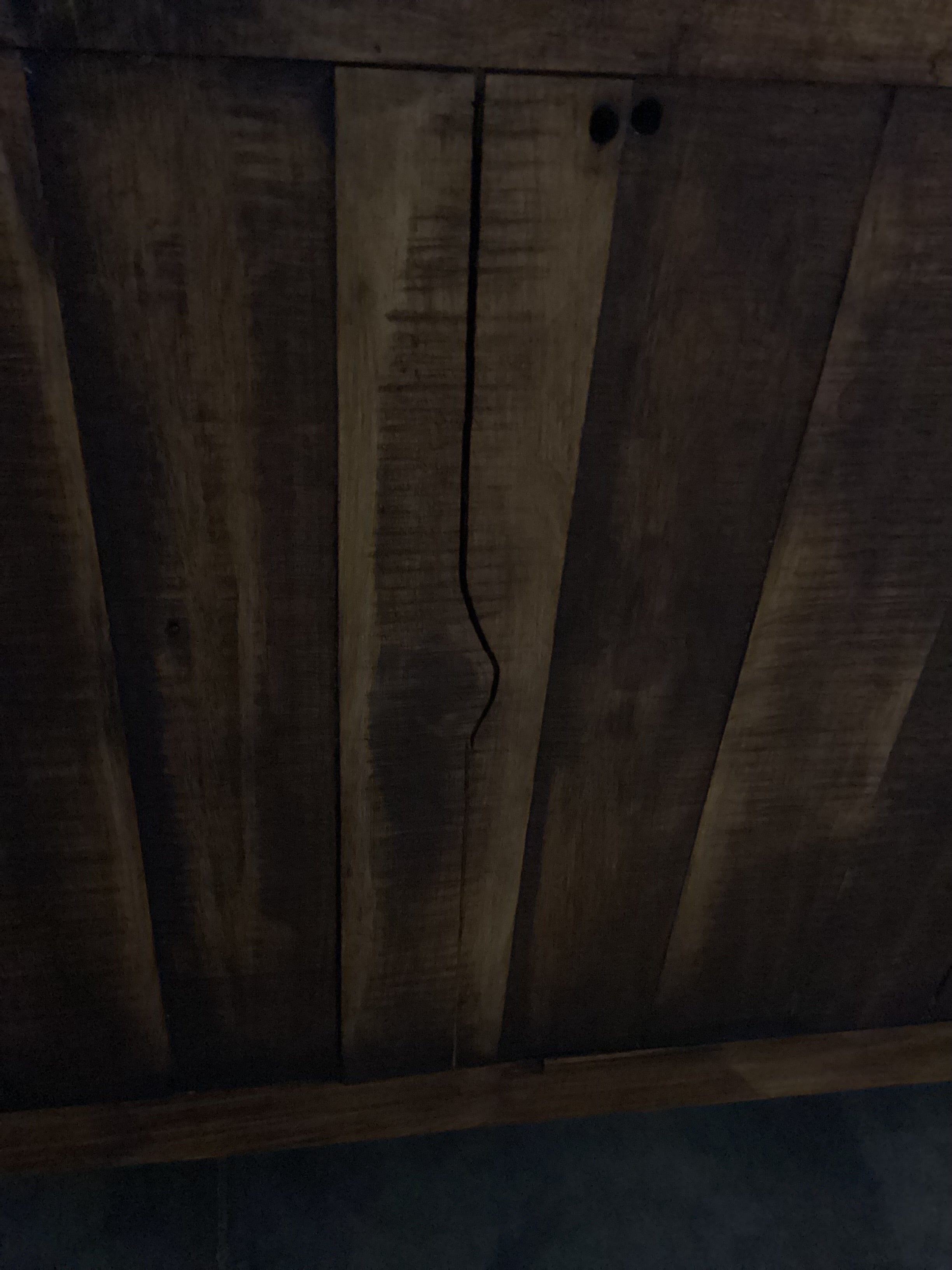 Gesa 78'' Solid Wood Sideboard (minor damage)