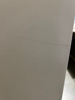 Jelissa 5-Drawer Dresser White (minor damage)