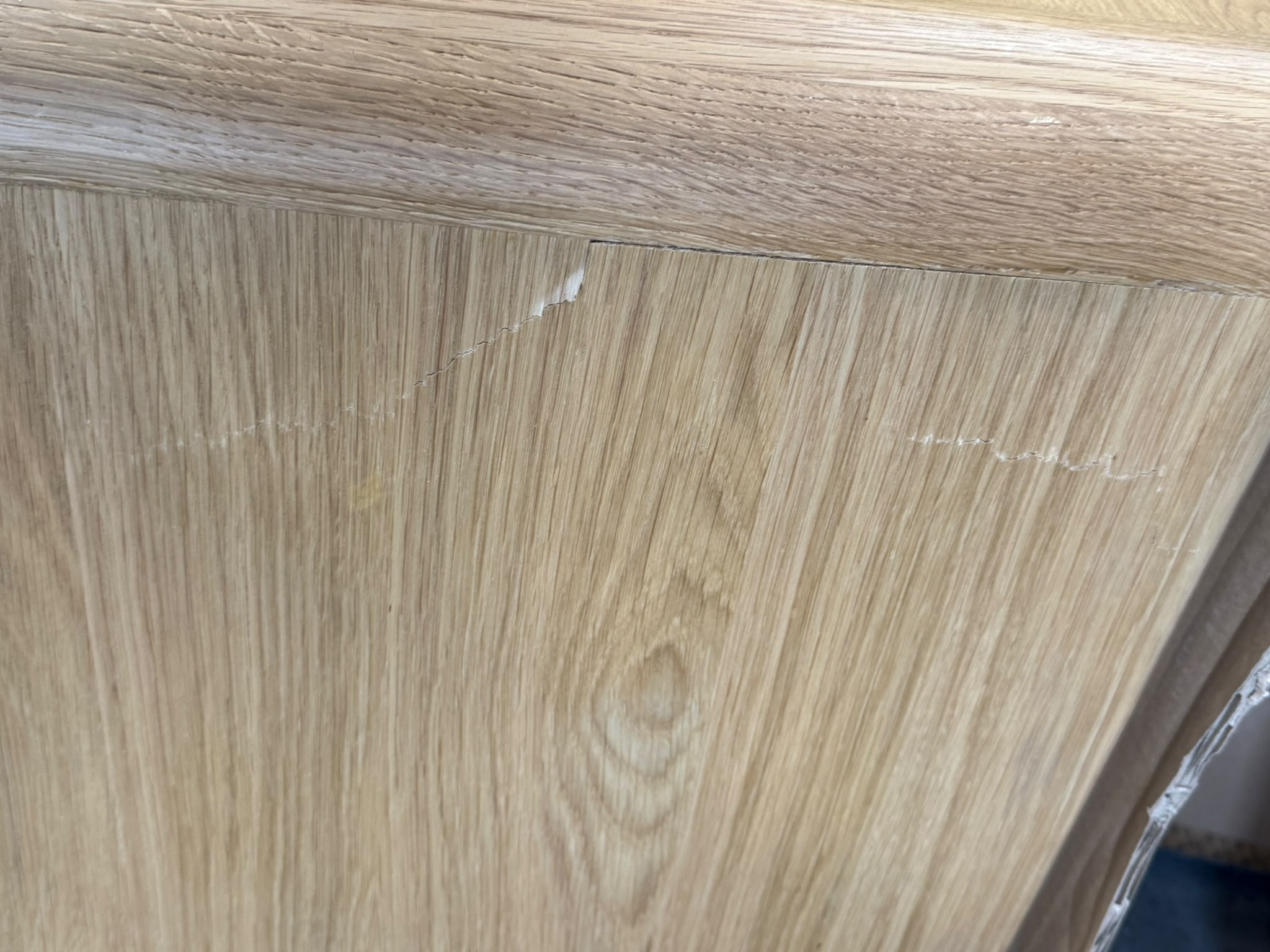 Oak - Call me desk (minor damage)