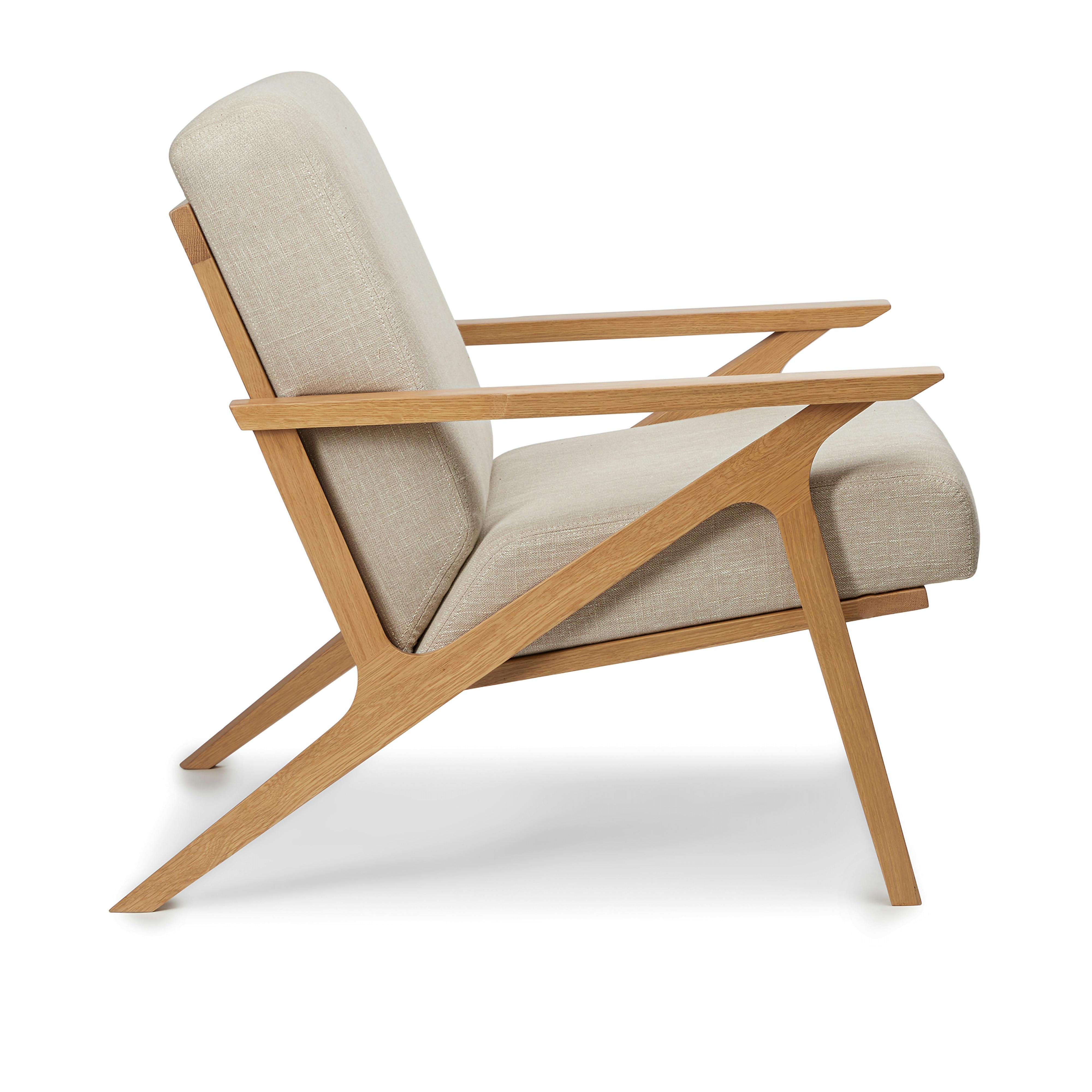 Oak and Welsh Taupe - 26" Lounge Chair